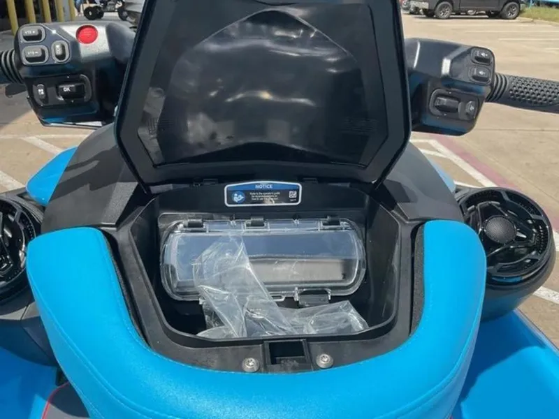 Slide: The Image of Sea-Doo RXP-X™ 325 Tech, BRP Premium A, iBR Gulf 2026 - 10