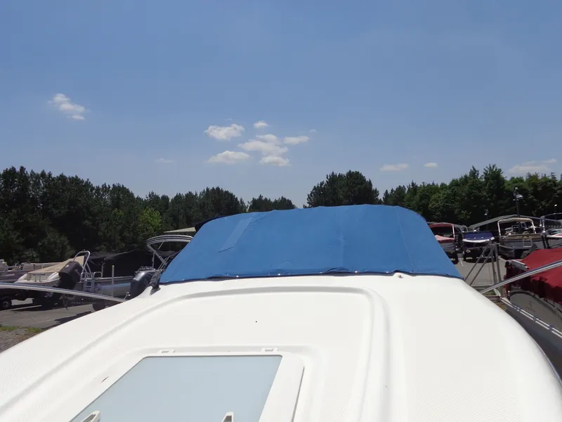 Slide: The Image of Bayliner 245 Cruiser 2007 - 6