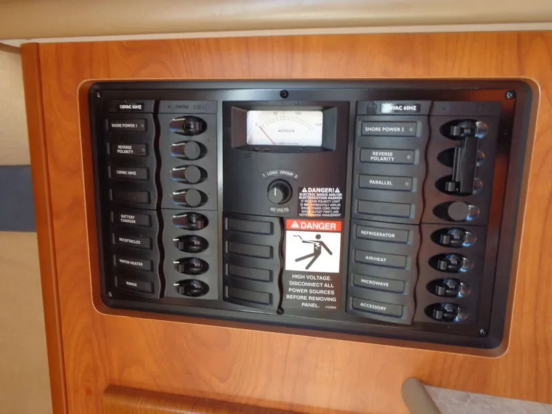 Slide: The Image of Bayliner 245 Cruiser 2007 - 48
