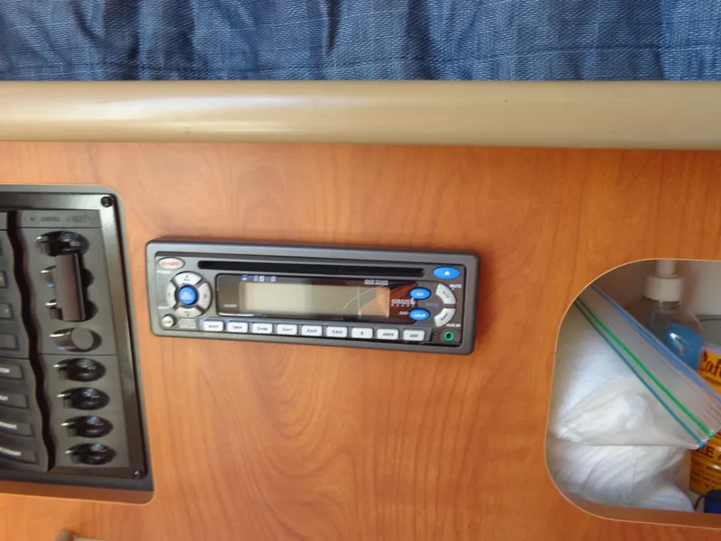 Slide: The Image of Bayliner 245 Cruiser 2007 - 49