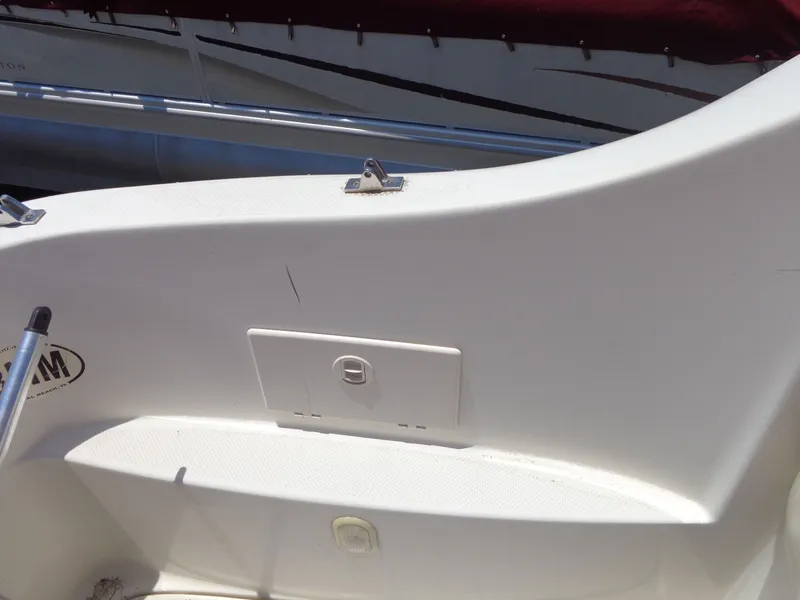 Slide: The Image of Bayliner 245 Cruiser 2007 - 42
