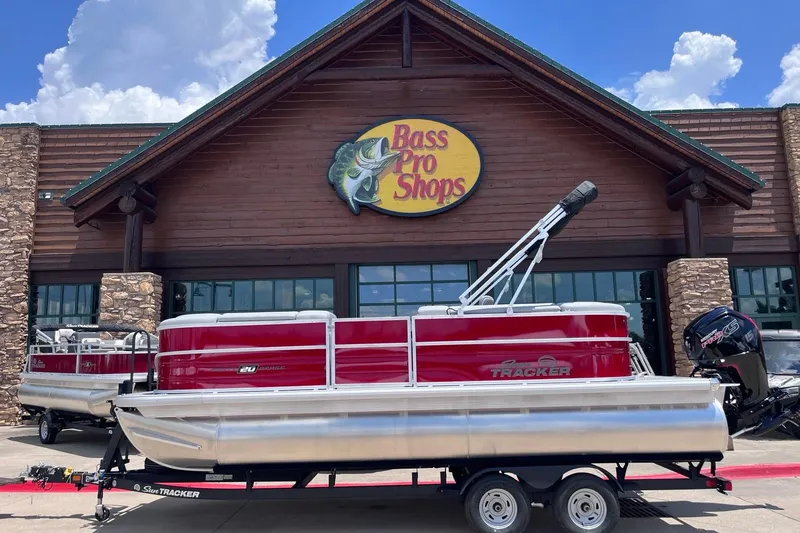 The Image of 2026 Sun Tracker Party Barge 20 DLX pontoon boat at Bass Pro Shops. - 0