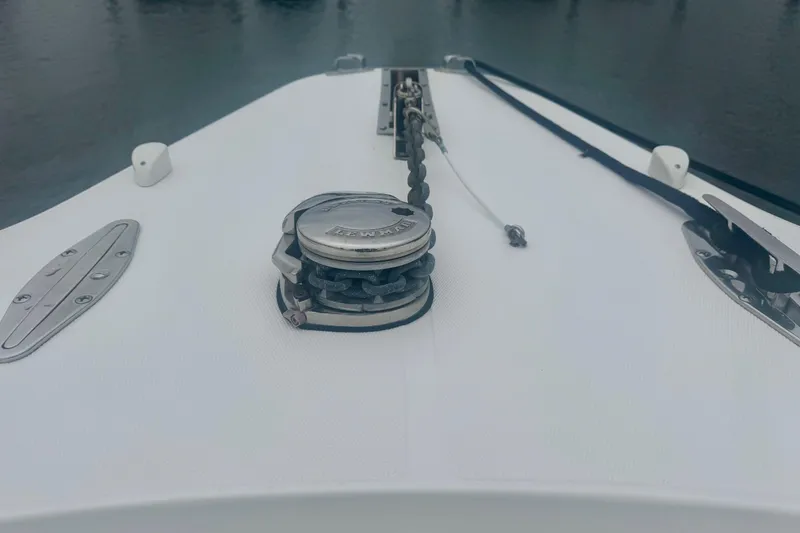 Slide: The Image of 2017 Stamas 390 Tarpon boat deck with anchor chain and winch. - 15
