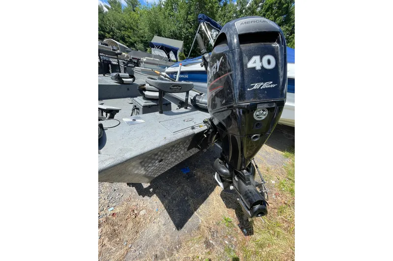 Slide: The Image of 2018 StealthCraft 16 Power Drifter boat with Mercury 40 HP Jet motor. - 5