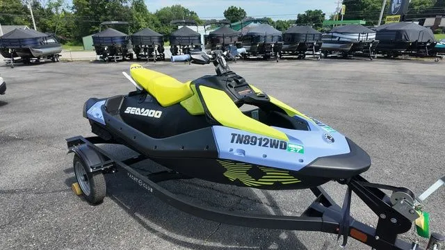 Slide: The Image of Sea-Doo Spark for 3 2024 - 7