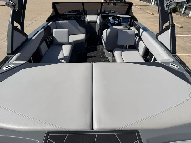 Slide: The Image of Interior view of a 2020 ATX Surf Boats 22 Type-S with gray upholstery. - 7