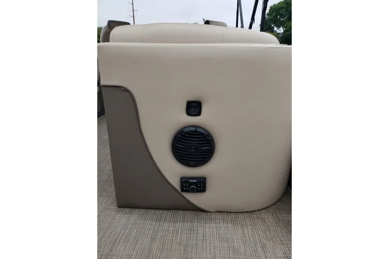 Slide: The Image of 2023 Bentley Pontoons Elite 253 Admiral interior speaker detail. - 10