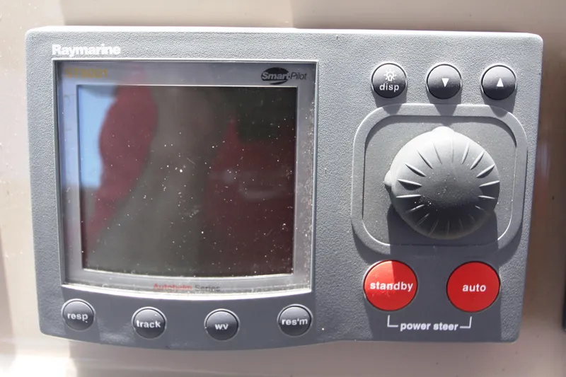 Slide: The Image of Raymarine autopilot control panel on 1999 Sea Ray 380 Sundancer boat. - 36