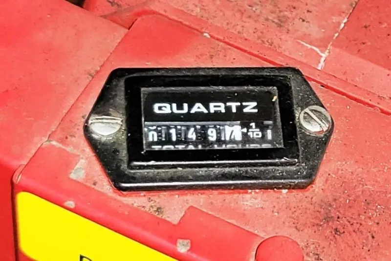 Slide: The Image of Hour meter reading 1149.1 hours on 1999 Sea Ray 380 Sundancer. - 75
