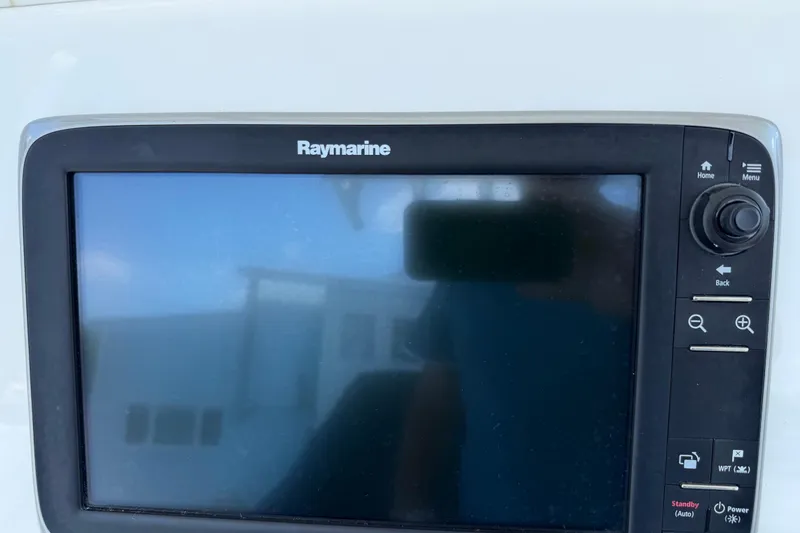 Slide: The Image of Raymarine display on 2015 Regulator 23 Center Console boat dashboard. - 21