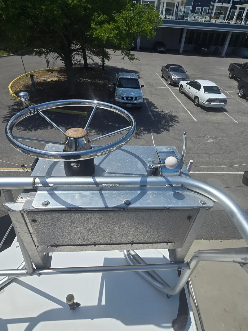 Slide: The Image of Sea Fox 236 WA with second station - 5