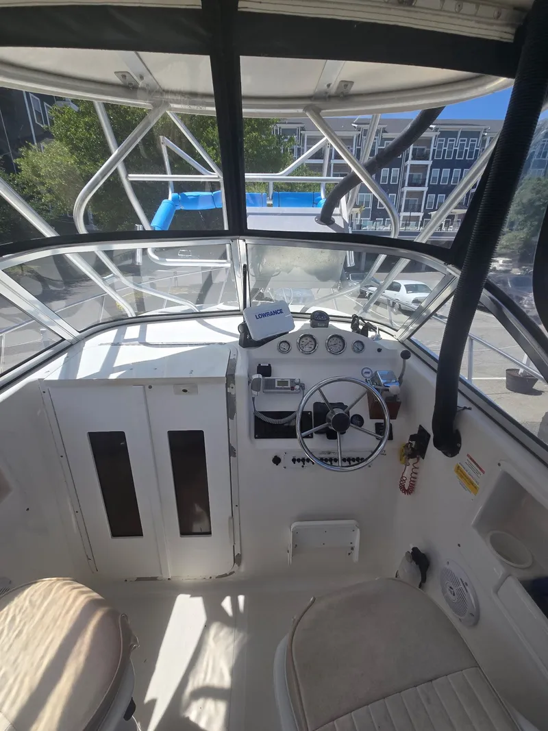 Slide: The Image of Sea Fox 236 WA with second station - 13