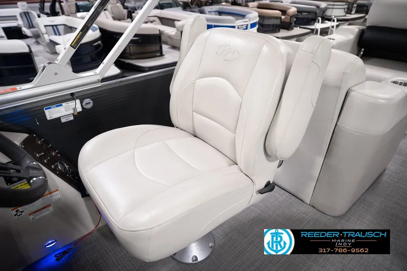 Slide: The Image of 2018 Manitou 23 Oasis RF VP boat seat, white leather, showroom display. - 35