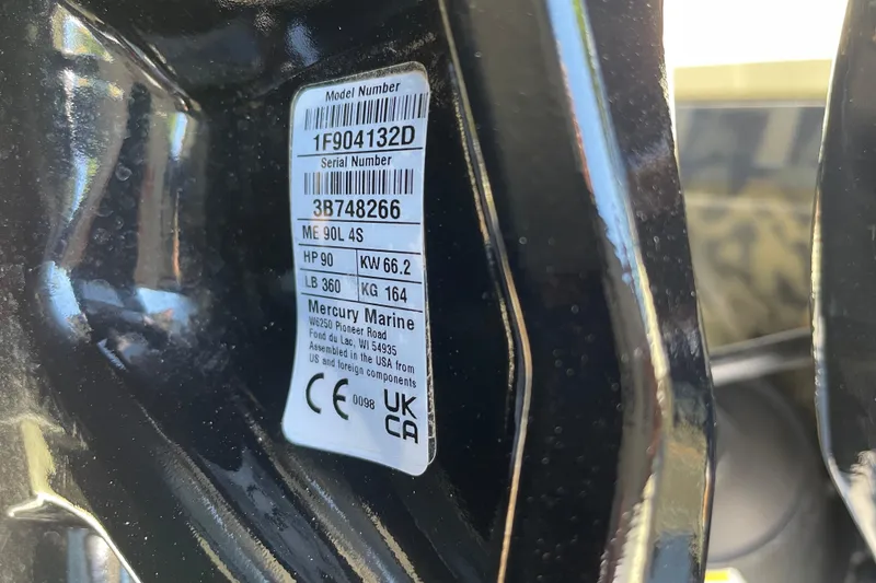 Slide: The Image of Label on Mercury Marine engine, model 90L 4S, 90 HP, for Tracker Grizzly 1860 CC. - 78