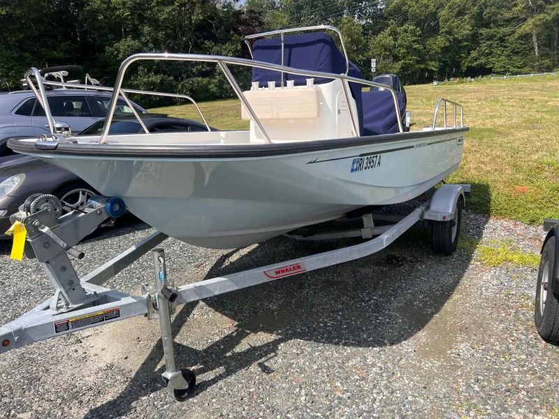 Slide: The Image of Boston Whaler 150 Montauk 2019 - 12