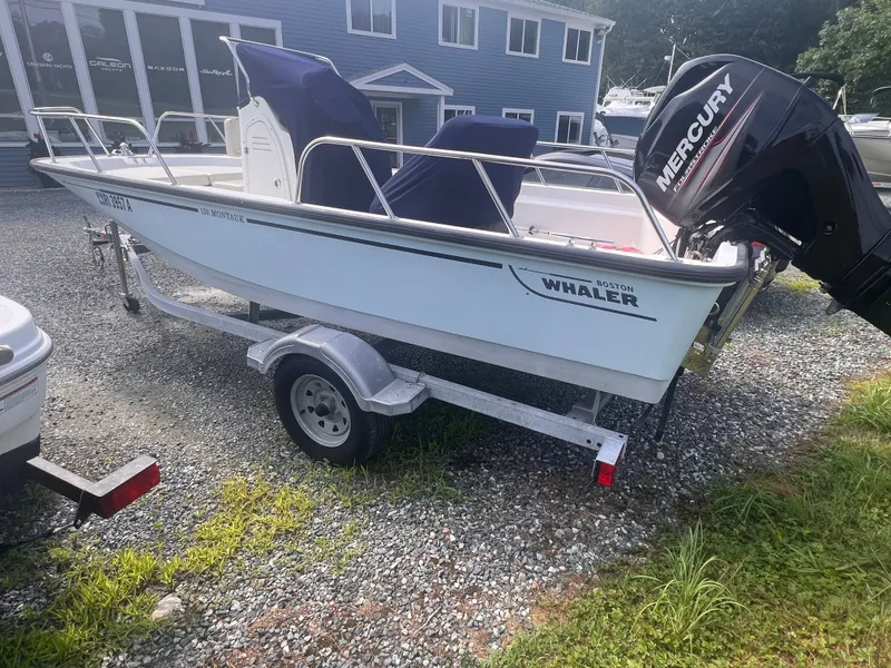 Slide: The Image of Boston Whaler 150 Montauk 2019 - 2