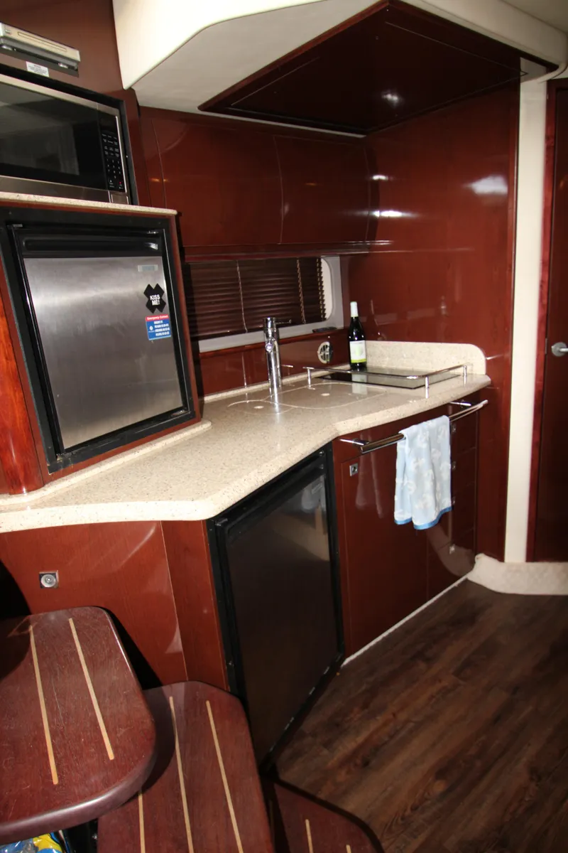 Slide: The Image of Sea Ray 38 Sundancer 2008 - 72