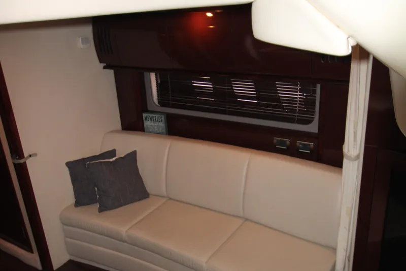 Slide: The Image of Sea Ray 38 Sundancer 2008 - 70