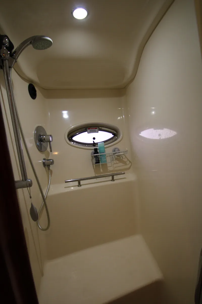 Slide: The Image of Sea Ray 38 Sundancer 2008 - 78