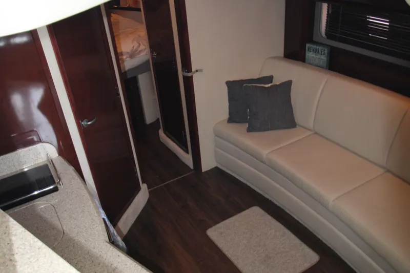 Slide: The Image of Sea Ray 38 Sundancer 2008 - 69