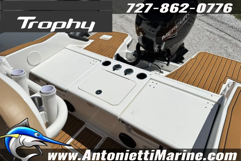 Slide: The Image of 2026 Bayliner Trophy T20CC boat deck with Mercury engine, showcased by Antonietti Marine. - 11