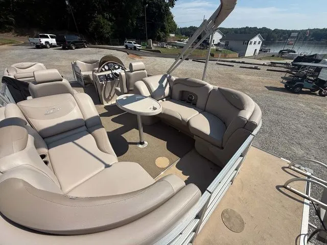 Slide: The Image of Sylvan Mirage Cruise 8522 LZ 2013 - 16