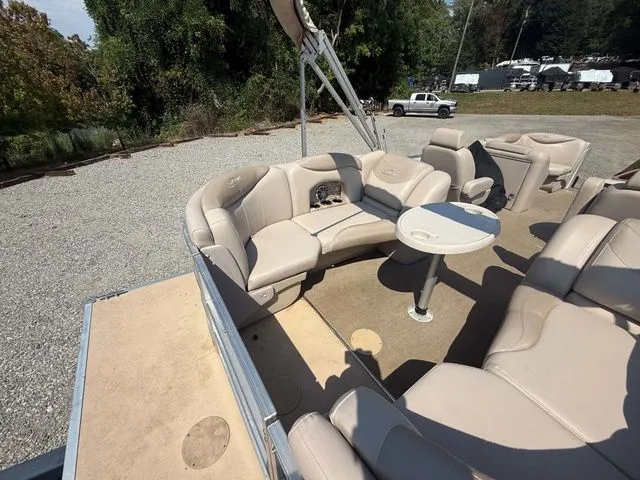 Slide: The Image of Sylvan Mirage Cruise 8522 LZ 2013 - 13