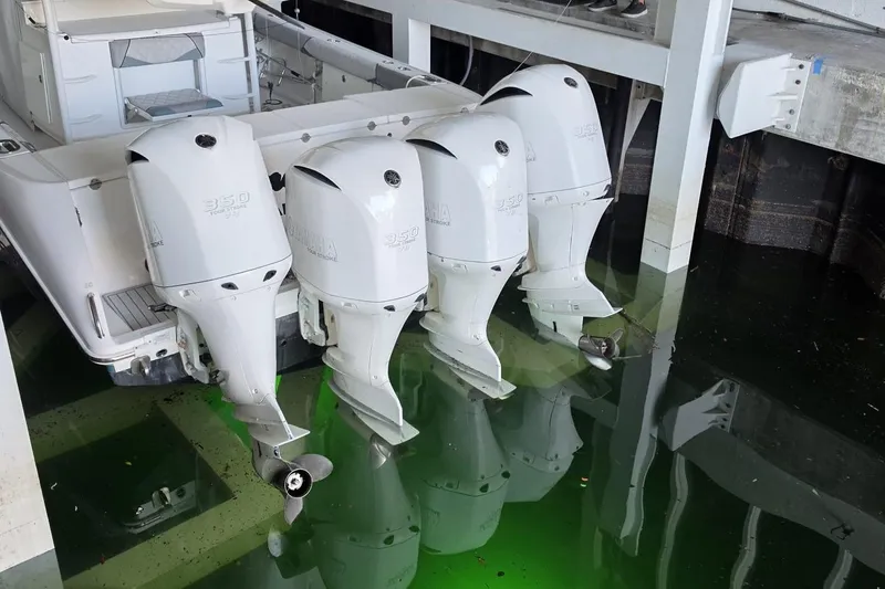 Slide: The Image of Four Yamaha 350 outboard engines on a 2016 Everglades 435 Center Console boat. - 5