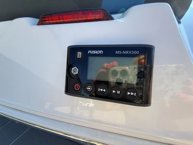 Slide: The Image of A Fusion MS-NRX300 control unit is mounted on a 2019 Regal 23 RX Bowrider. - 7