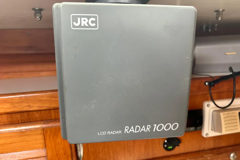 Slide: The Image of JRC LCD Radar 1000 on 1998 Catalina 36 MkII sailboat interior. - 63