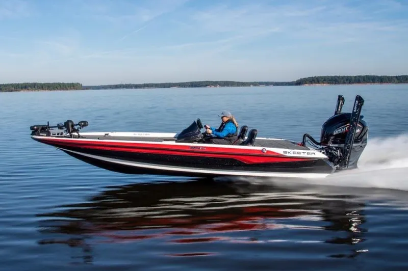 Slide: The Image of Manufacturer Provided Image: 2022 Skeeter ZXR 20 boat speeding on a lake. - 5