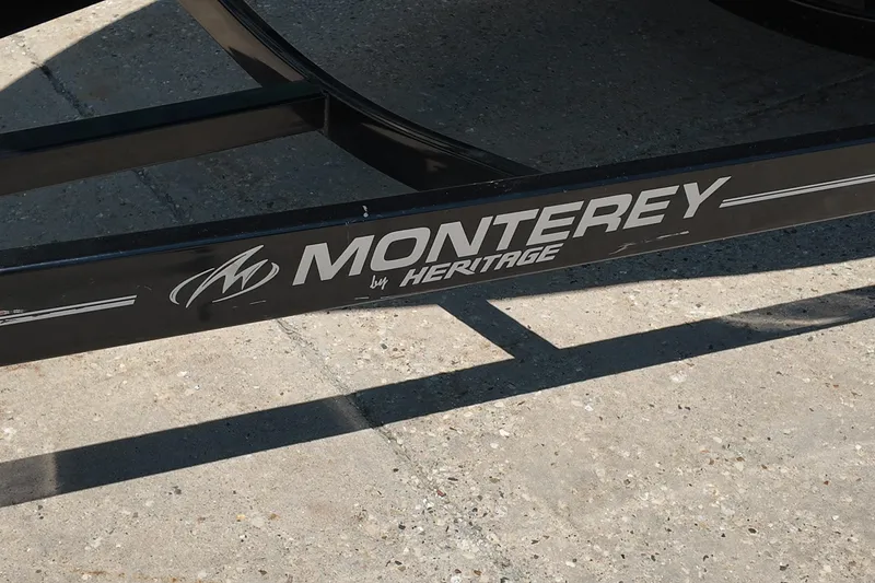 Slide: The Image of Trailer frame with "Monterey by Heritage" branding, 2017 Monterey 258SS Super Sport. - 35