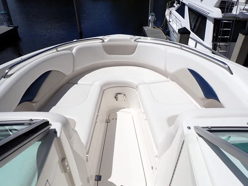 Slide: The Image of 2011 Chaparral 287 SSX boat with spacious white seating area. - 7