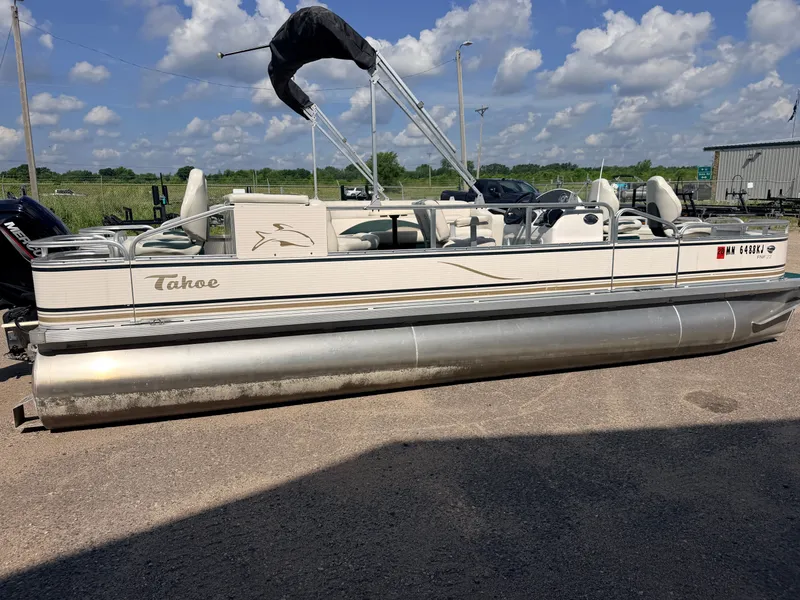 Slide: The Image of Tahoe 22 Fish N Fun & 2021-90HP Mercury 4Stroke EFI 2008 - 72