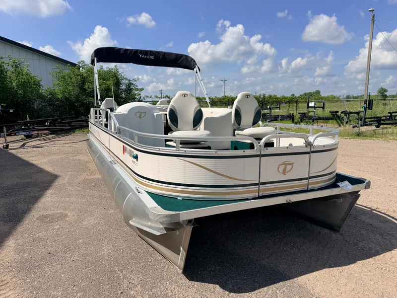 Slide: The Image of Tahoe 22 Fish N Fun & 2021-90HP Mercury 4Stroke EFI 2008 - 79