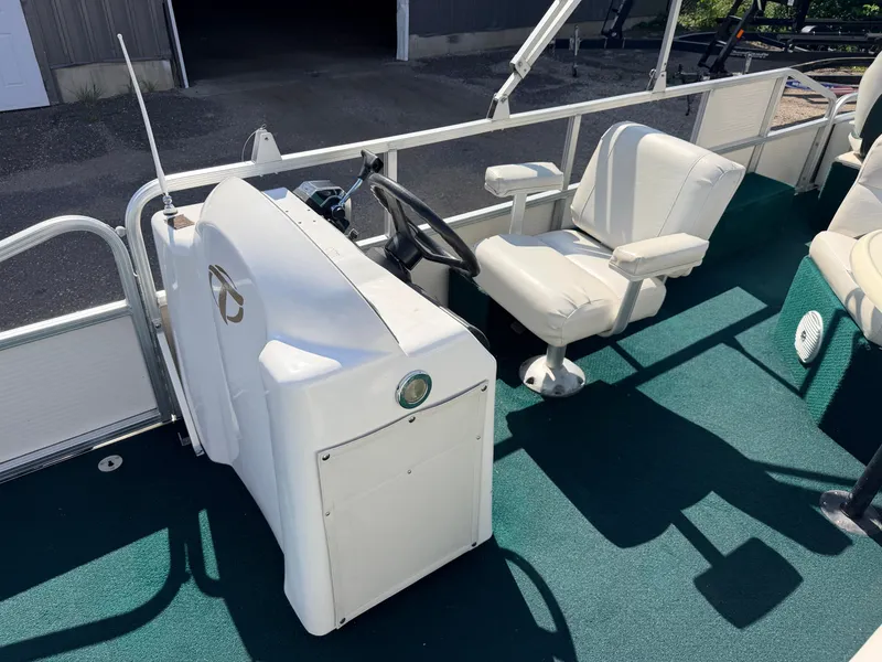 Slide: The Image of Tahoe 22 Fish N Fun & 2021-90HP Mercury 4Stroke EFI 2008 - 26
