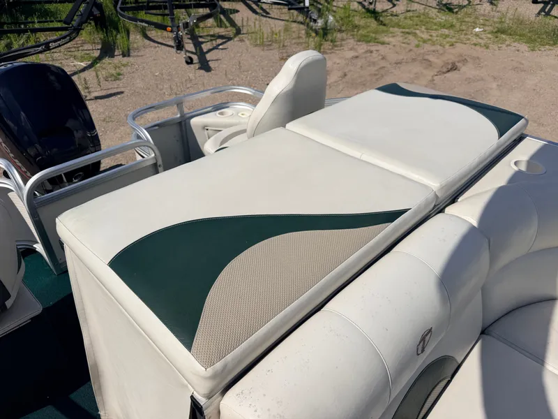 Slide: The Image of Tahoe 22 Fish N Fun & 2021-90HP Mercury 4Stroke EFI 2008 - 43