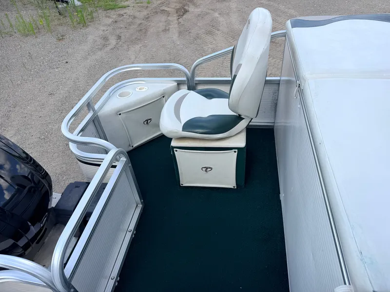 Slide: The Image of Tahoe 22 Fish N Fun & 2021-90HP Mercury 4Stroke EFI 2008 - 47
