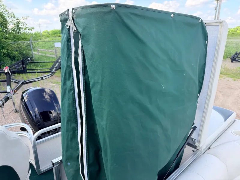 Slide: The Image of Tahoe 22 Fish N Fun & 2021-90HP Mercury 4Stroke EFI 2008 - 44