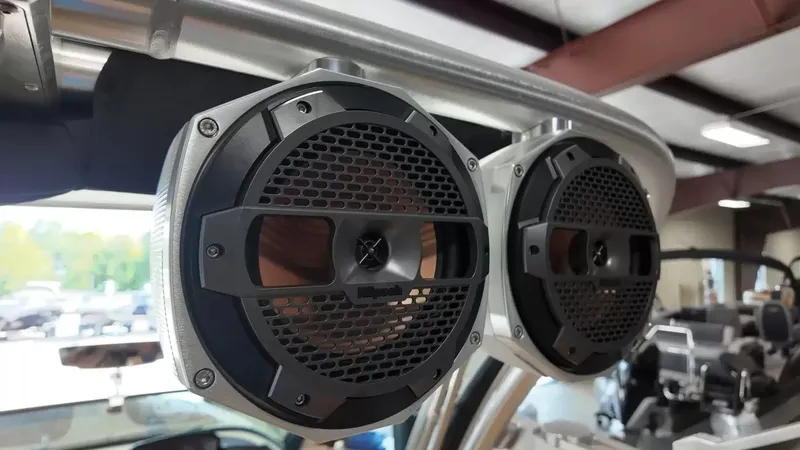 Slide: The Image of MasterCraft X26 2022 - 66