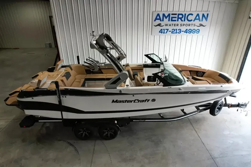 Slide: The Image of MasterCraft X26 2022 - 3