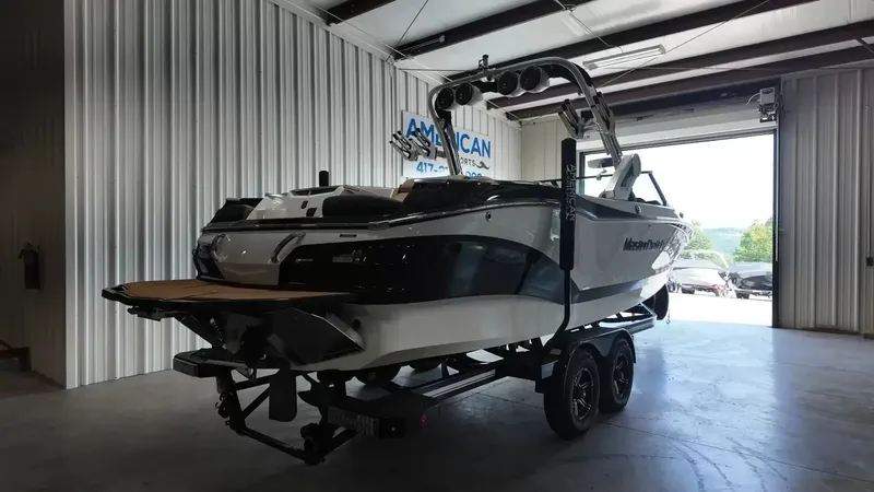 Slide: The Image of MasterCraft X26 2022 - 4
