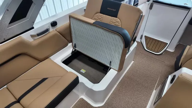 Slide: The Image of MasterCraft X26 2022 - 48