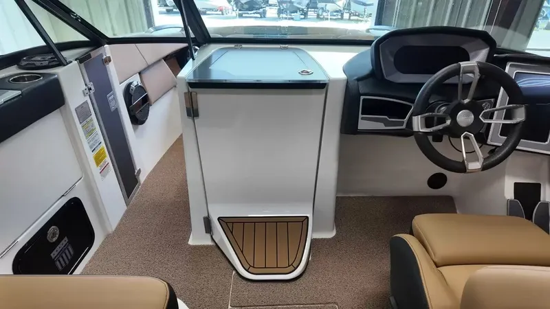 Slide: The Image of MasterCraft X26 2022 - 33