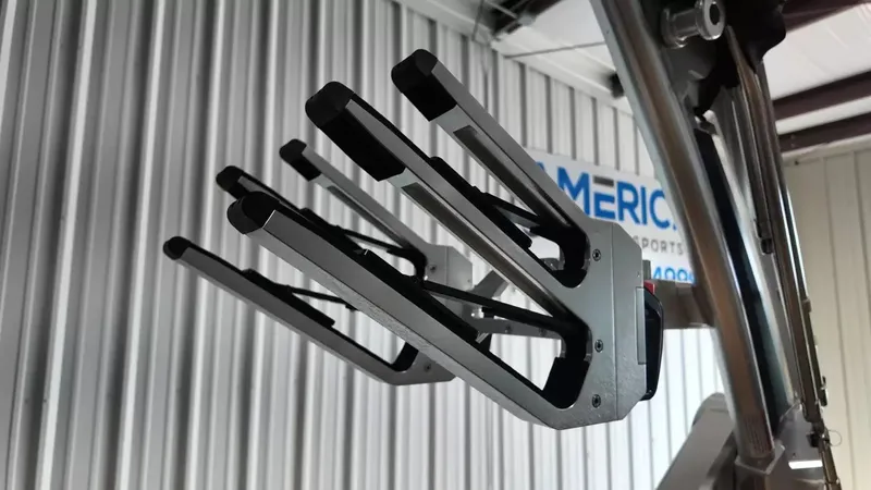 Slide: The Image of MasterCraft X26 2022 - 64