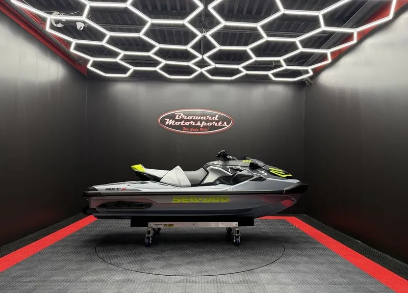 The Image of Sea-Doo RXT-X 325 2026 - 0