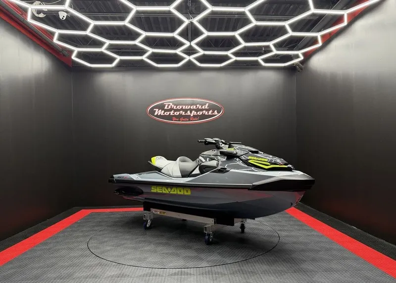 Slide: The Image of Sea-Doo RXT-X 325 2026 - 7