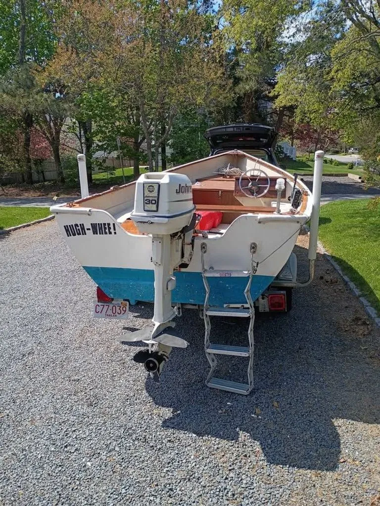 Slide: The Image of Stur-Dee Amesbury Skiff 1986 - 1