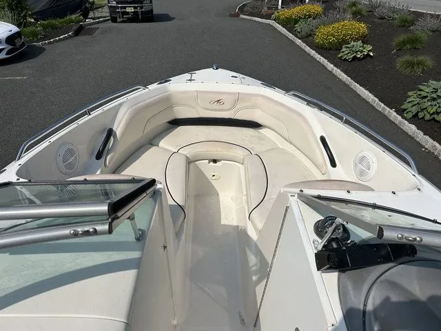 Slide: The Image of Monterey 234FS 2007 - 15