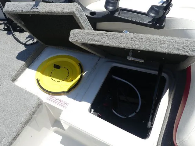 Slide: The Image of Nitro Sport Boats 290 Sport 2013 - 35